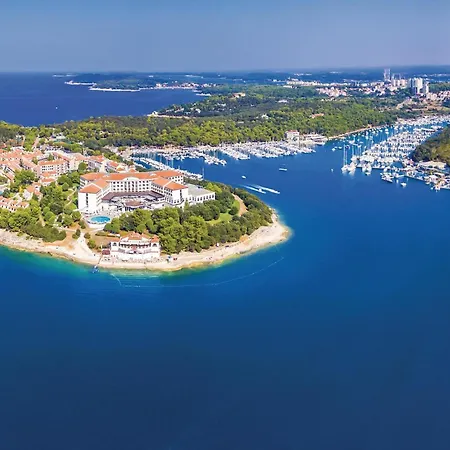 1 Bedroom Cozy Apartment In Pula Apartment