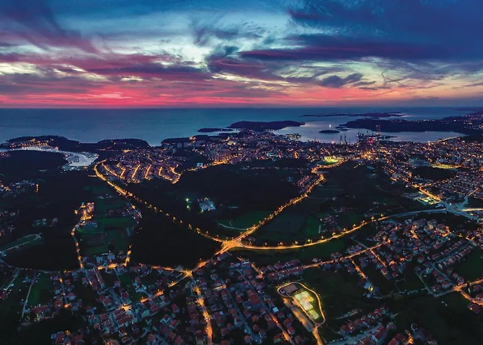 Stunning In With Wifi Pula